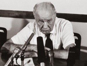 Kádár János (1956-1988-ig vezette az országot)